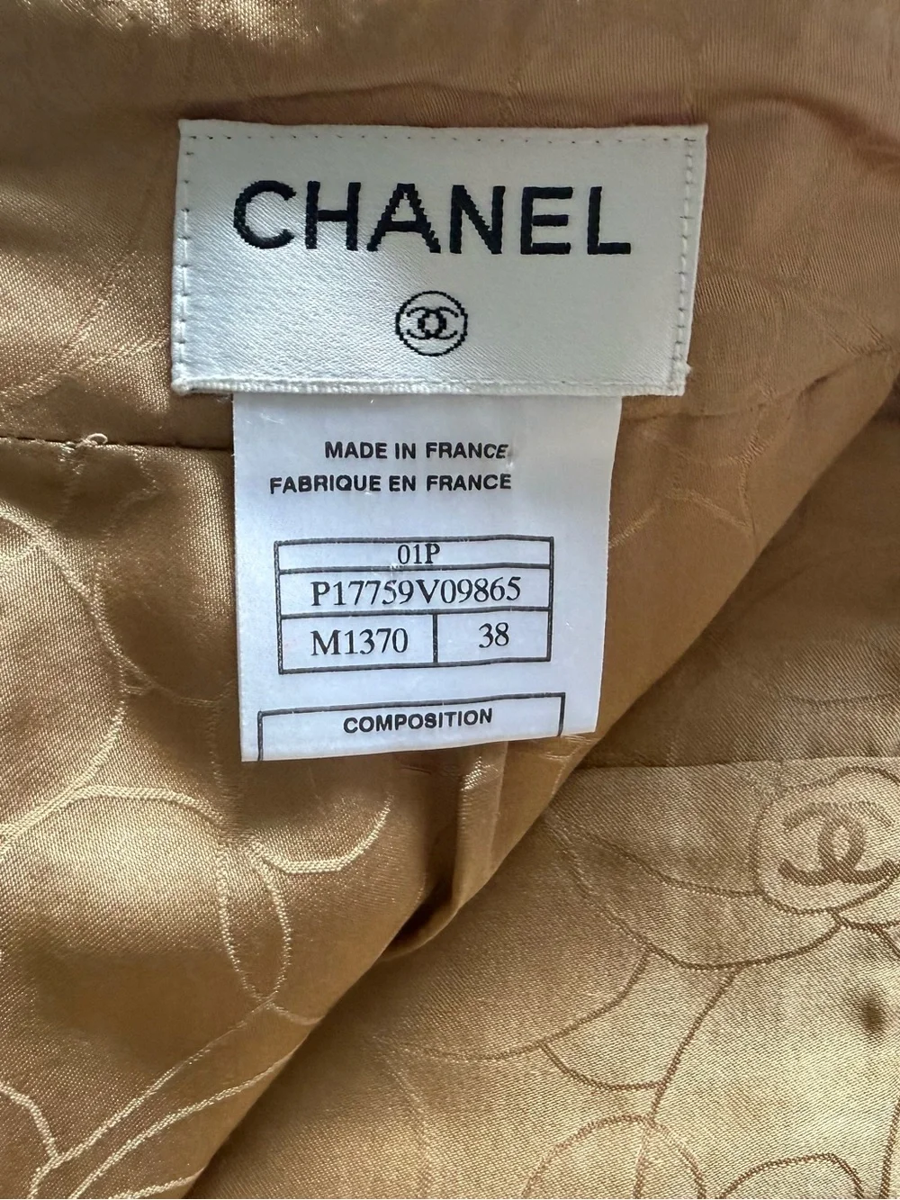 Chanel tweed midi skirt spring 2001 size 38